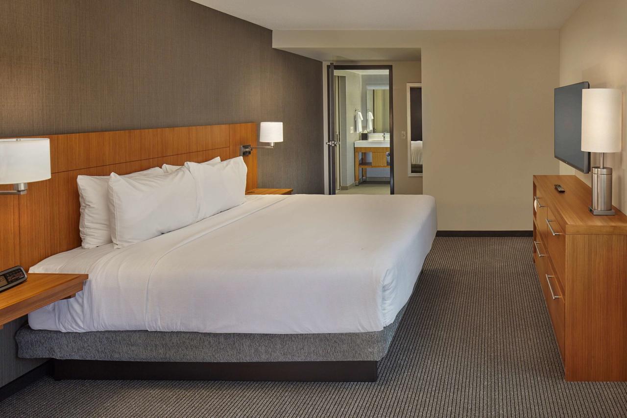 Hyatt Place Стейт Колледж Экстерьер фото